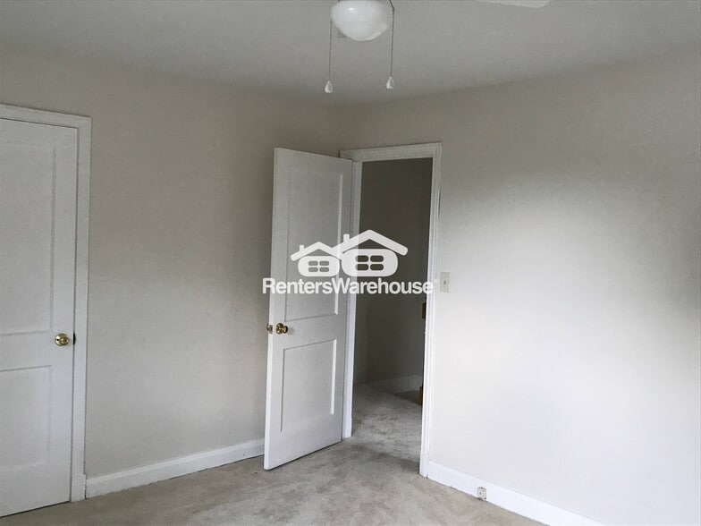 Building Photo - 6518 Loch Hill Ct