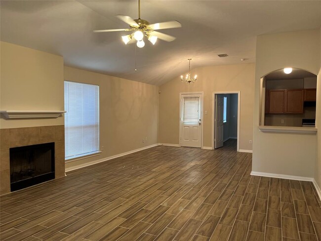 Building Photo - 4018 Teal Run Meadows Dr