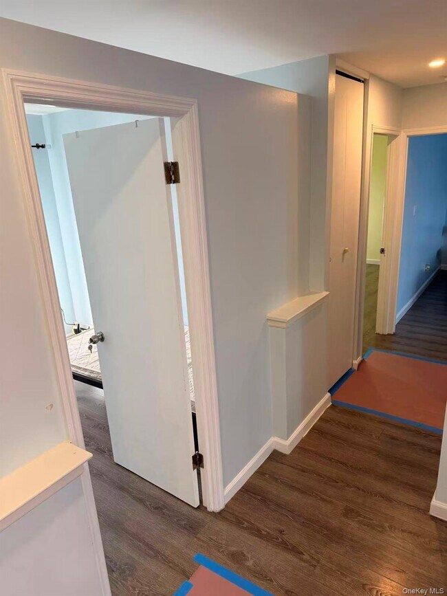 Building Photo - 55-12 Main St