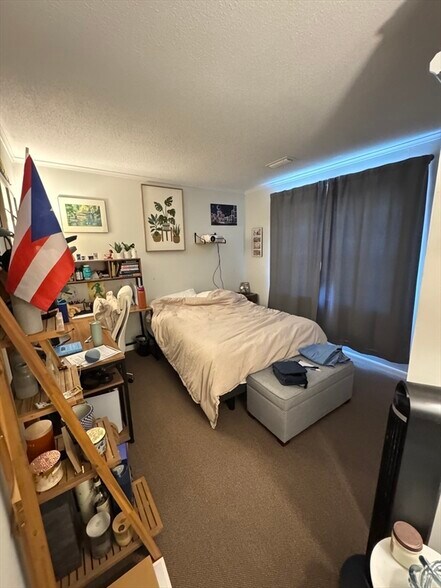 Building Photo - 153 Lake Shore Rd