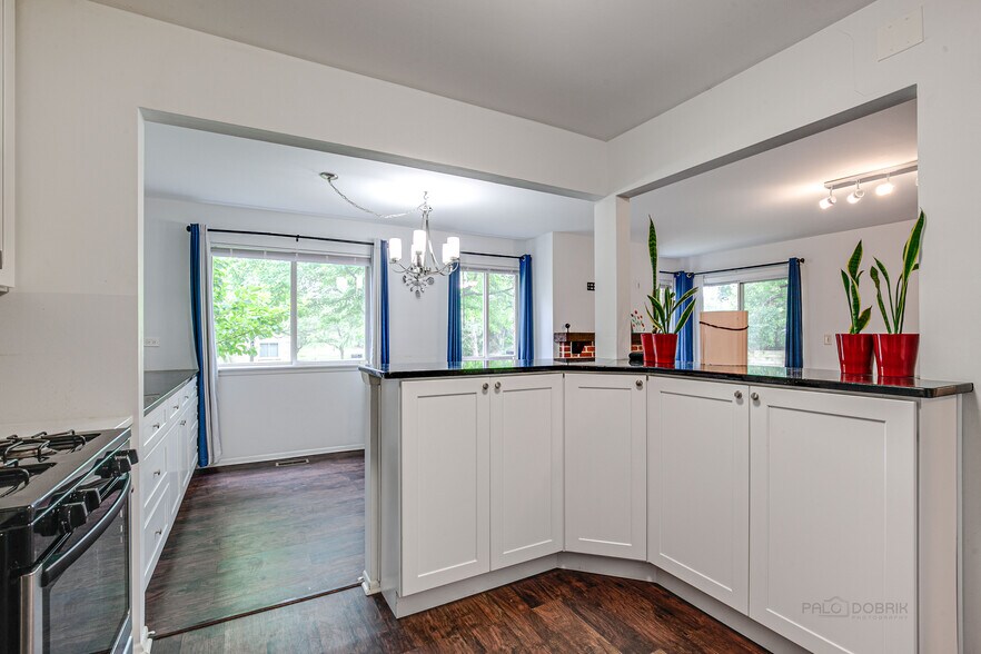 Building Photo - 1075 Auburn Ln