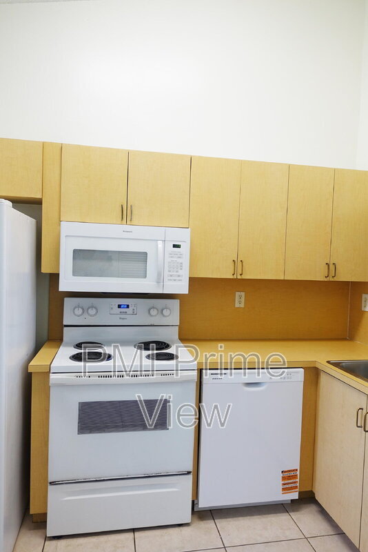 Building Photo - 6425 SW 130th Pl