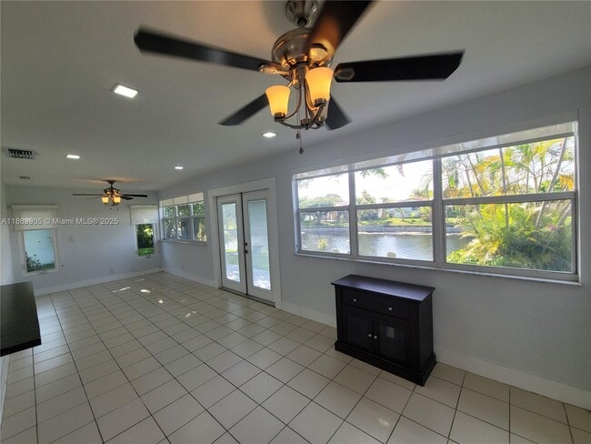Building Photo - 4519 NW 49th Dr