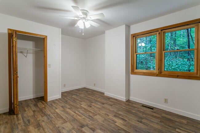 Building Photo - Private Home
