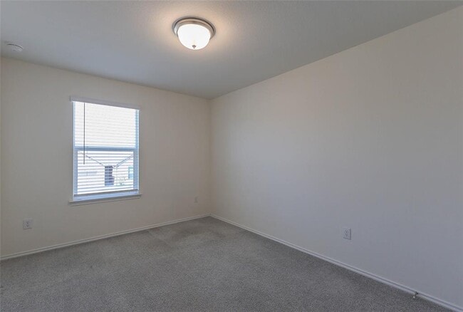 Building Photo - 8203 Knoxville Trl