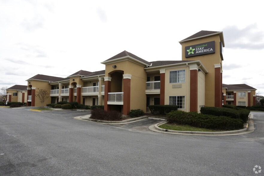 Furnished Studio Linthicum Heights 939 International Dr Linthicum