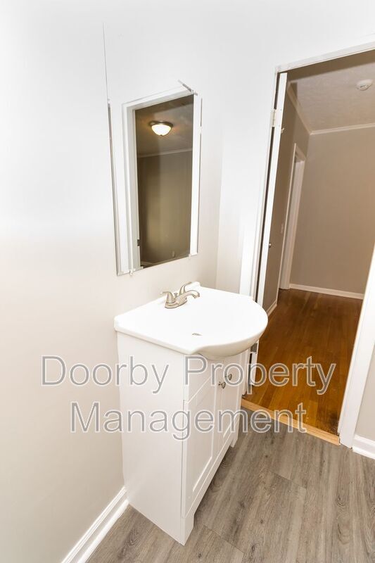 Building Photo - 26 Paulmar Dr