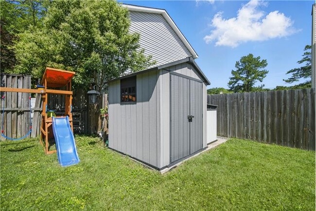 Building Photo - 2267 Greenwell Rd