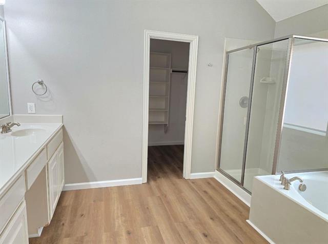 Building Photo - 5916 Summerwood Dr