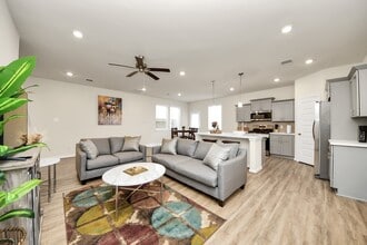 Building Photo - 14967 Eagle Feather Dr