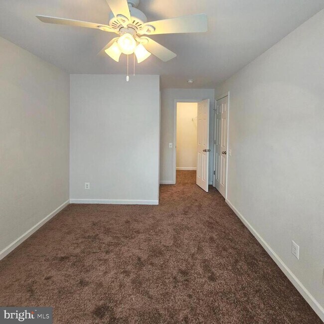 Building Photo - 9250 Cardinal Forest Ln