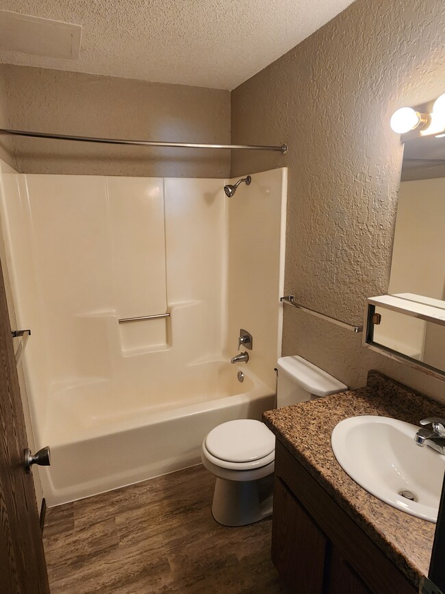 Building Photo - Sunrise apartments llc
