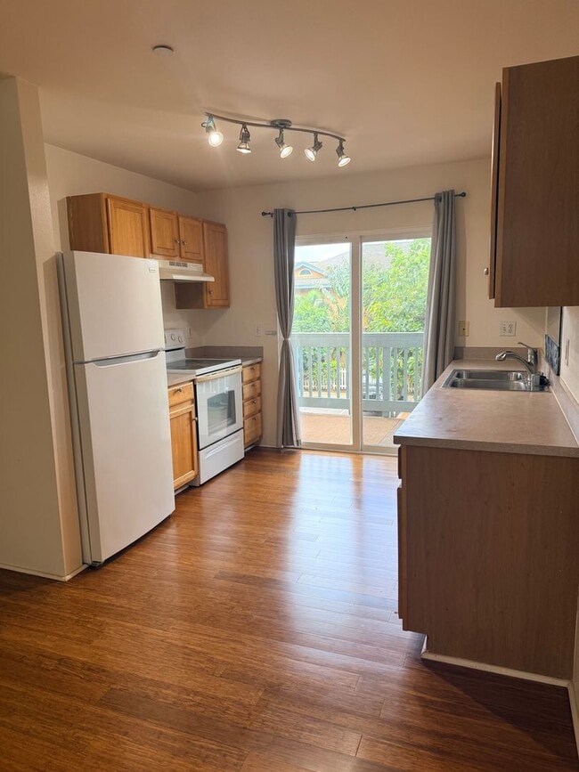 Building Photo - Villas at Kahana Ridge