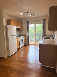 Building Photo - Villas at Kahana Ridge