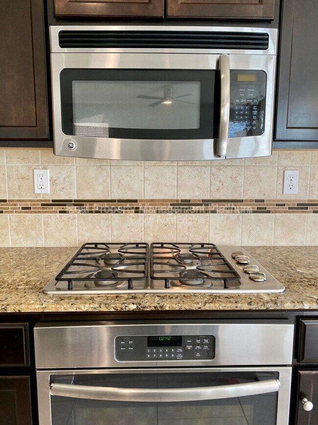 Building Photo - 3554 Significant Way