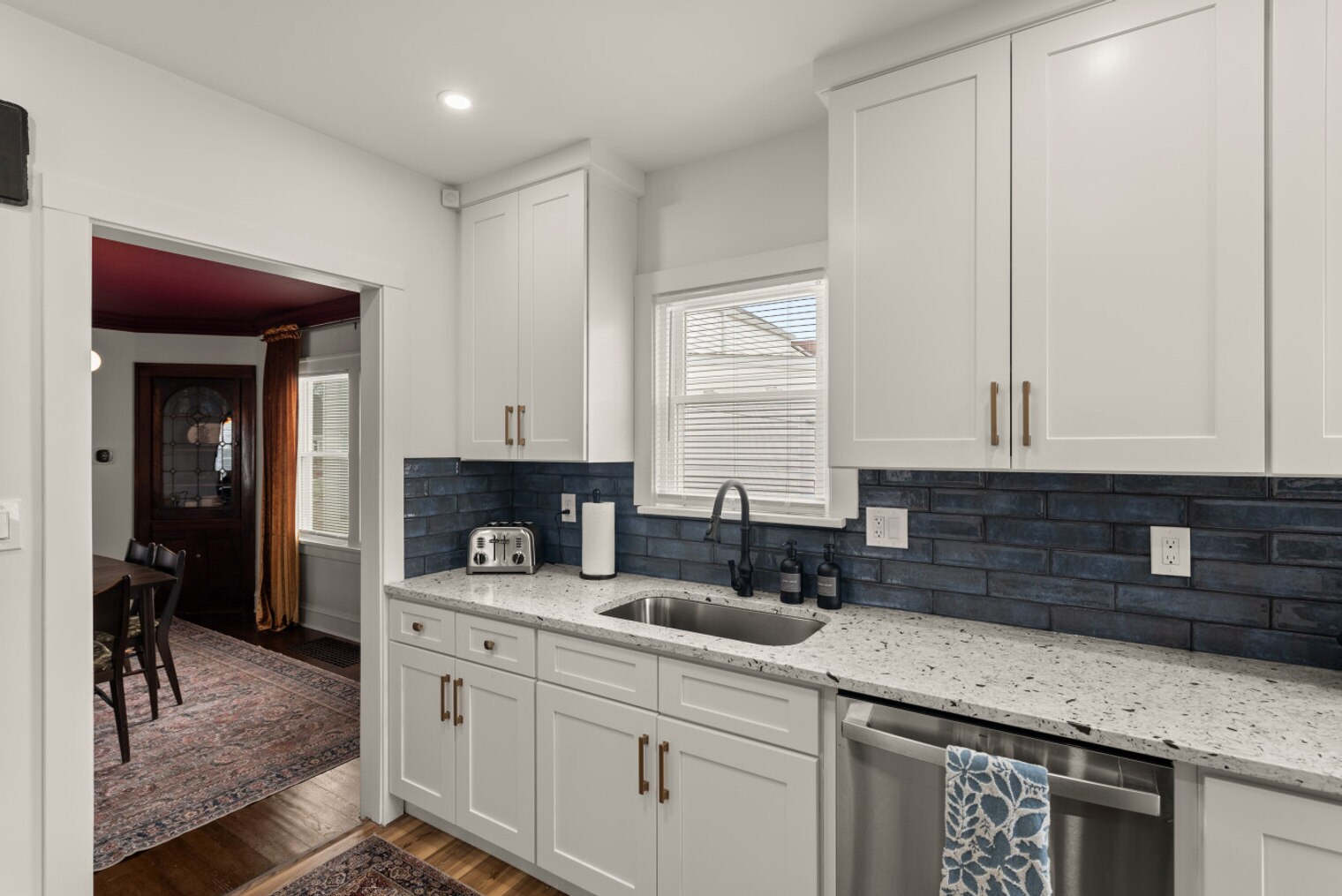 Building Photo - 4040 W 158th St