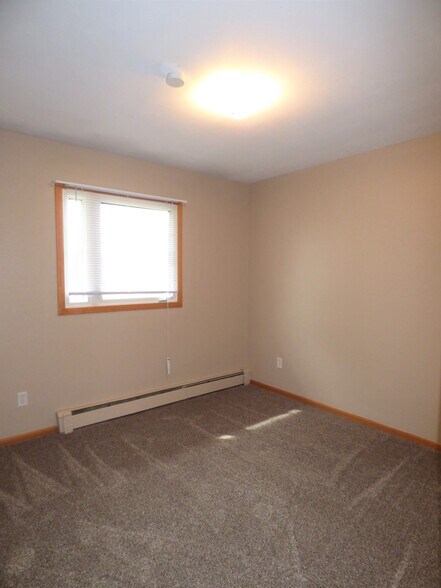 Building Photo - 1309 3rd Ave SW