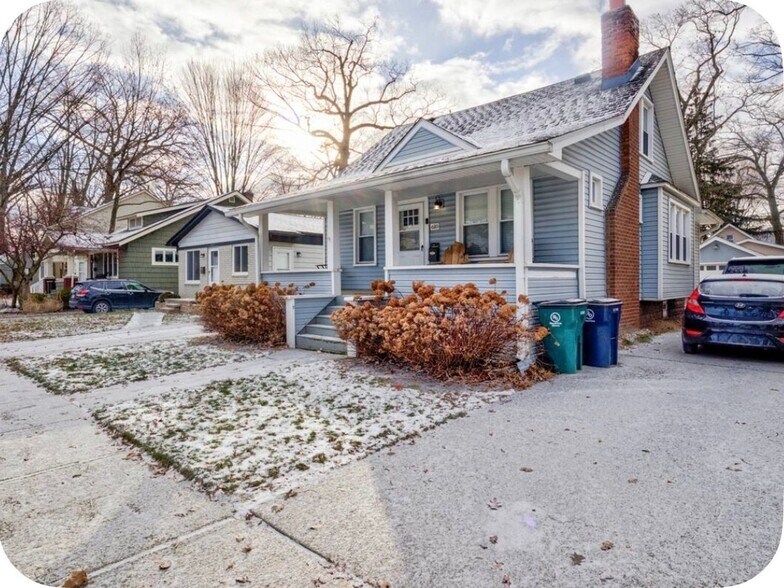 Building Photo - 610 Gardenia Ave