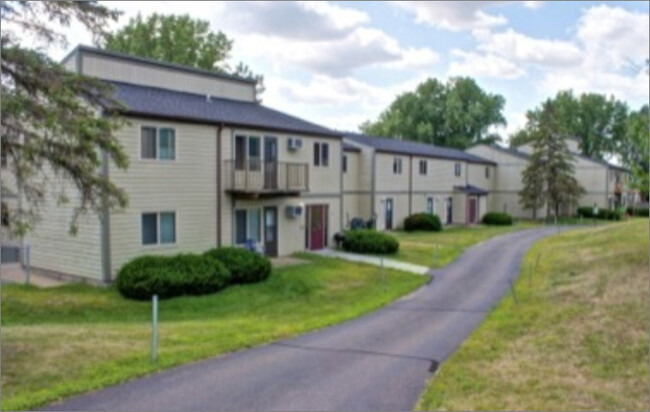Building Photo - Winsor Drive Apartments