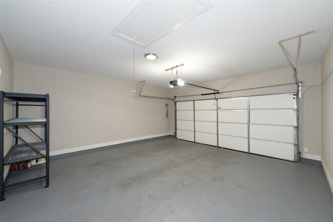 Building Photo - 141 Kype Cove