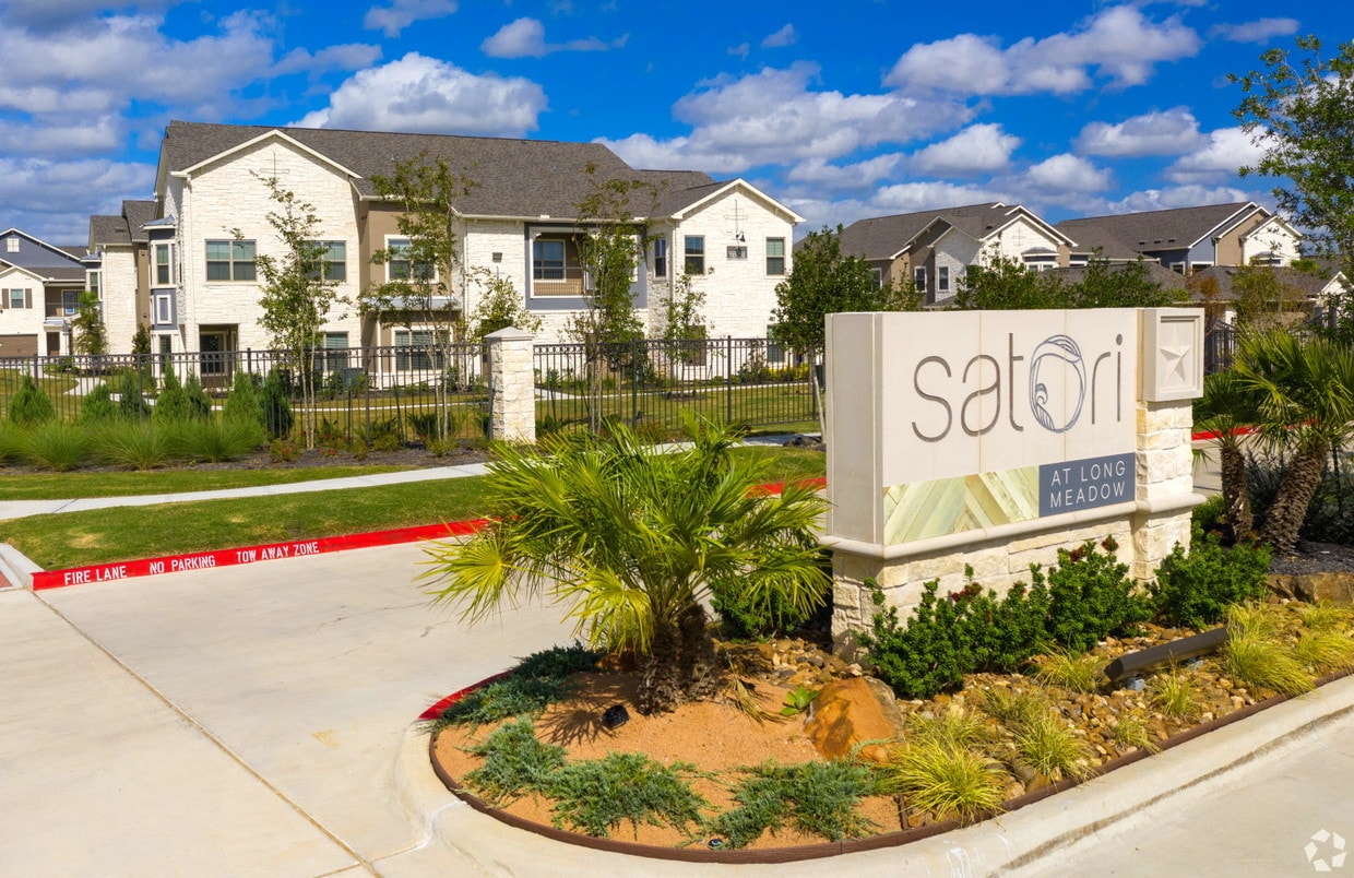 Satori At Long Meadow Richmond Tx Apartment Finder