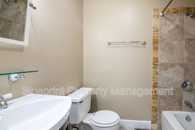 Building Photo - 118 Ridge Park Dr