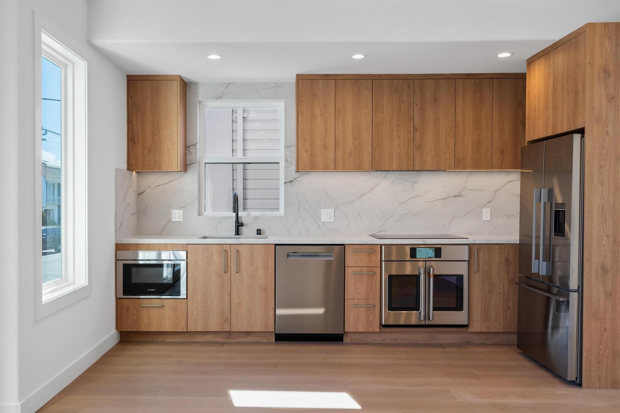 Building Photo - 1815 35th Ave