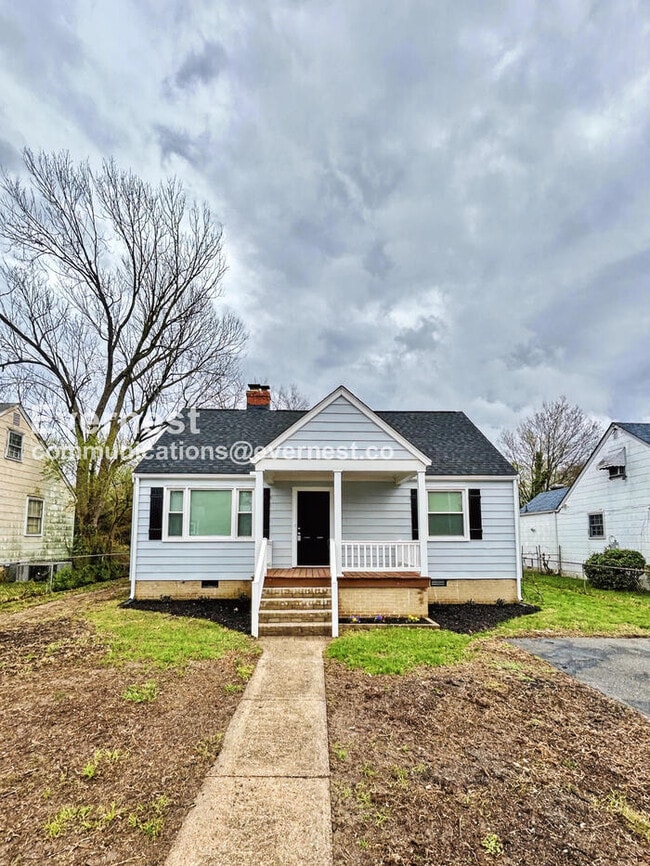 Building Photo - 3605 Pemberton Ave