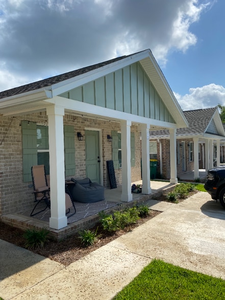 Building Photo - 211 Hudson Boyd Ct