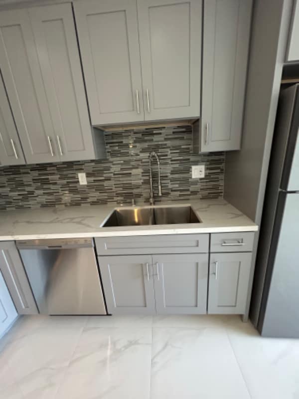 Building Photo - 4660 Kester Ave