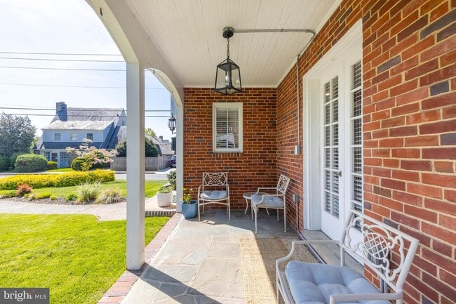 Building Photo - 4500 Eastway Ct