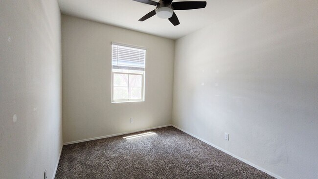 Building Photo - 3 bed in Casa Grande!