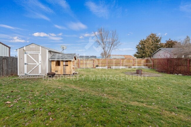 Building Photo - Coming Soon First Week of September!! Beautiful 3-bedroom Home Next To Black Bay Park In Post Falls