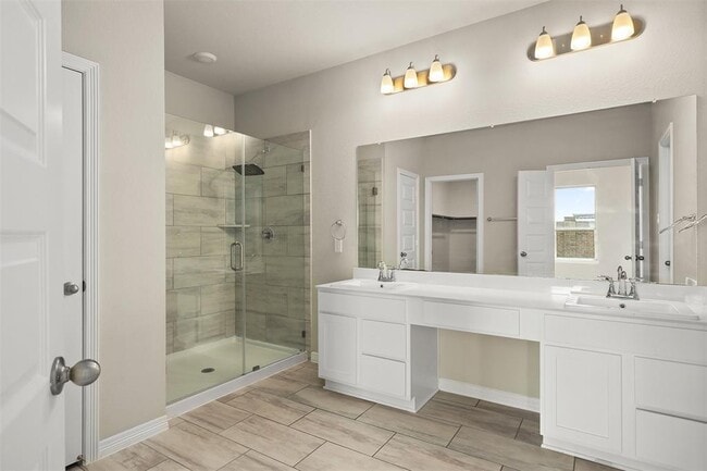 Building Photo - 2410 Table Rock Ct