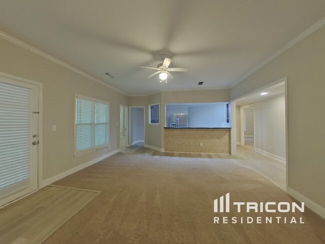 Building Photo - 100 Wyngate Dr
