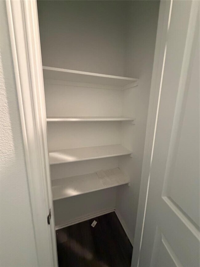 Building Photo - 316 Harper Ln