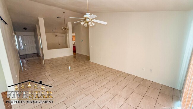 Building Photo - 2815 Flint Hills Dr