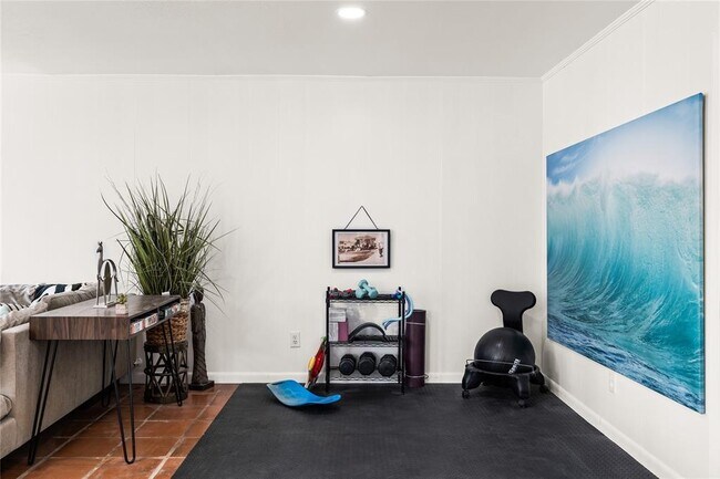 Building Photo - 925 Windy Shores Loop