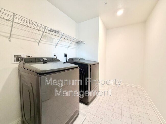 Building Photo - 28441 Dusky Willow Dr