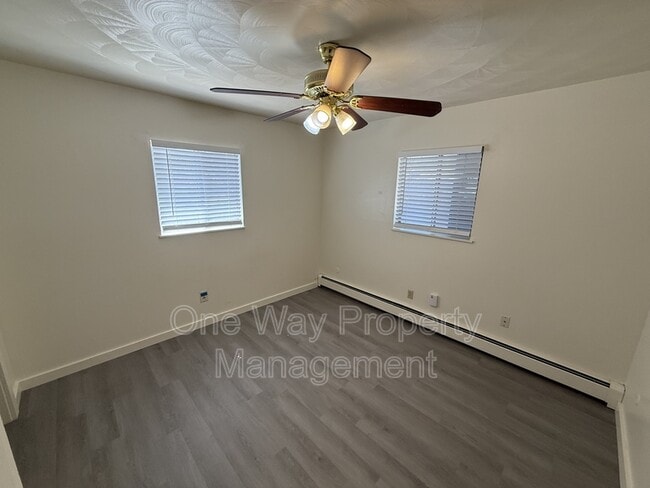 Building Photo - 1231 Pleasant Acres Dr