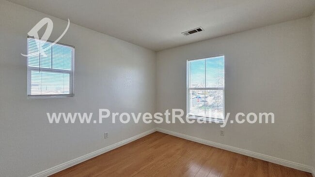 Building Photo - 15142 Foal Ct