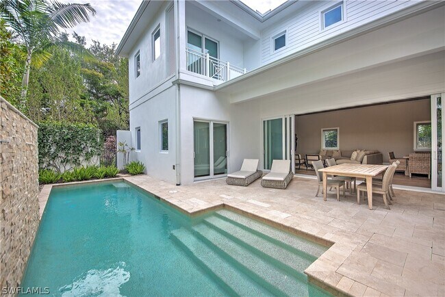 Building Photo - 9169 Mercato Way