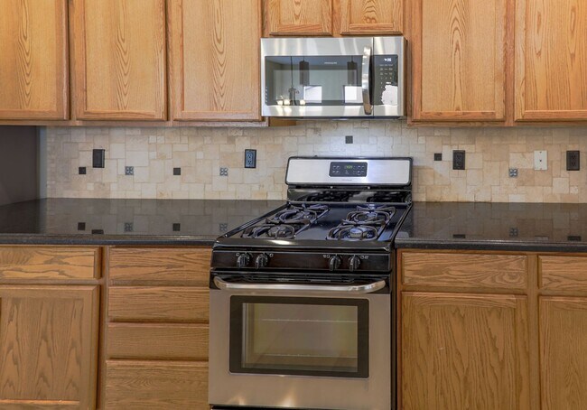Building Photo - Anthem Country Club Beauty w/ Casita