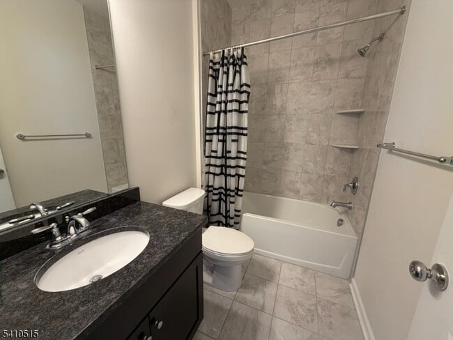 Building Photo - 1 Cortland Ct