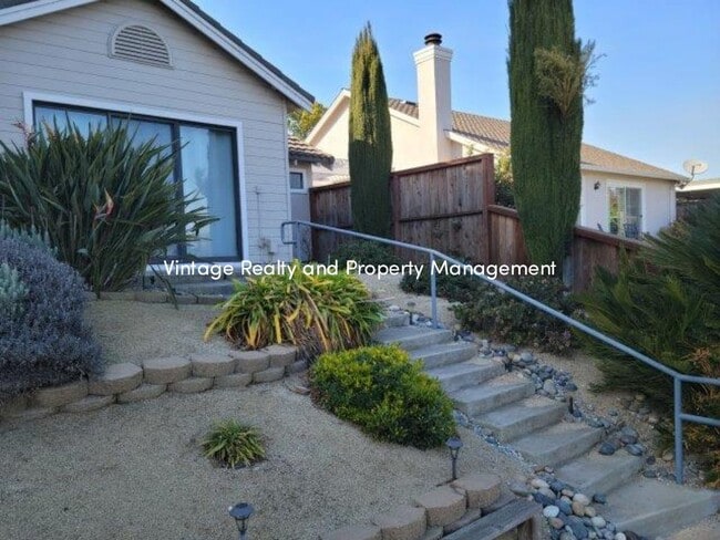 Building Photo - Available Soon! Very Nice 3 Bedroom Home!!!