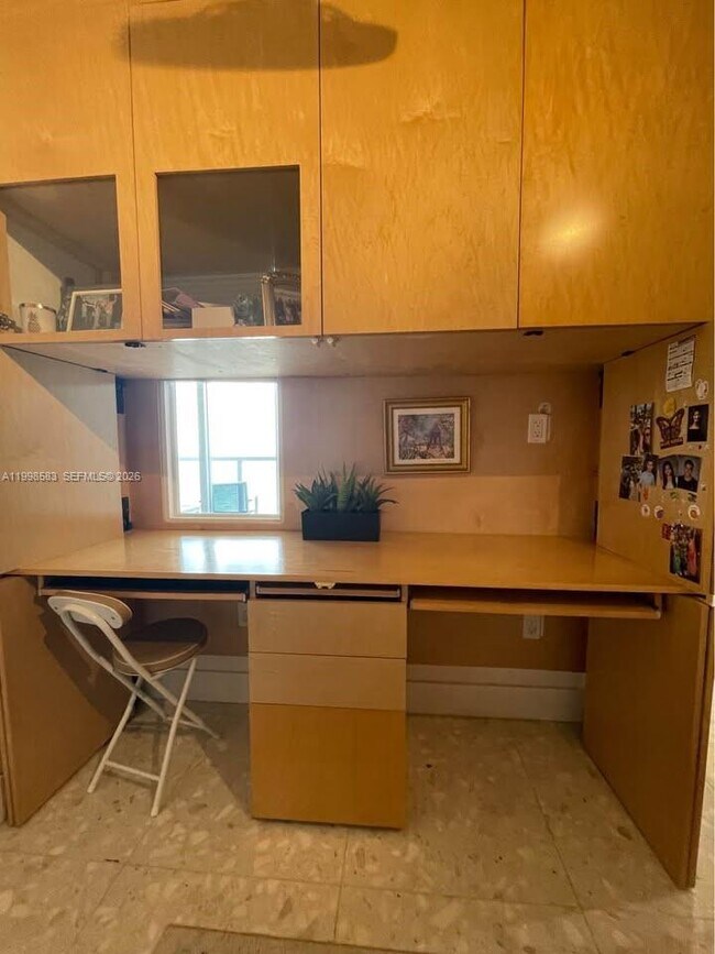 Building Photo - 209 N Fort Lauderdale Beach Blvd