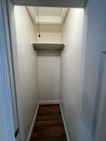Building Photo - 2-bedroom, 1-bath home in the heart of Glendale!