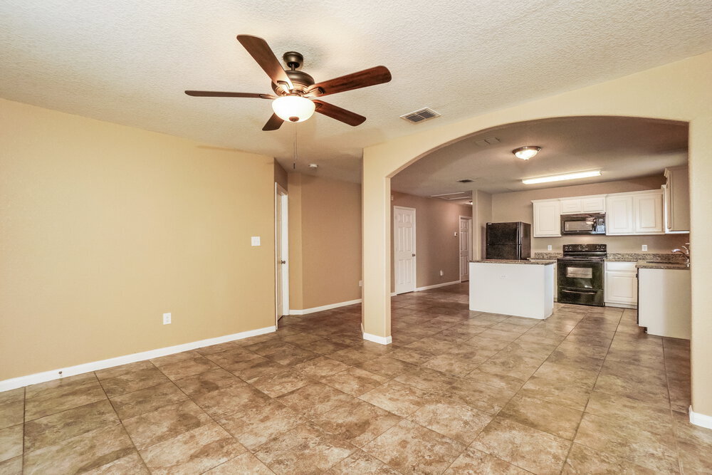 Building Photo - 11475 Coral Canyon
