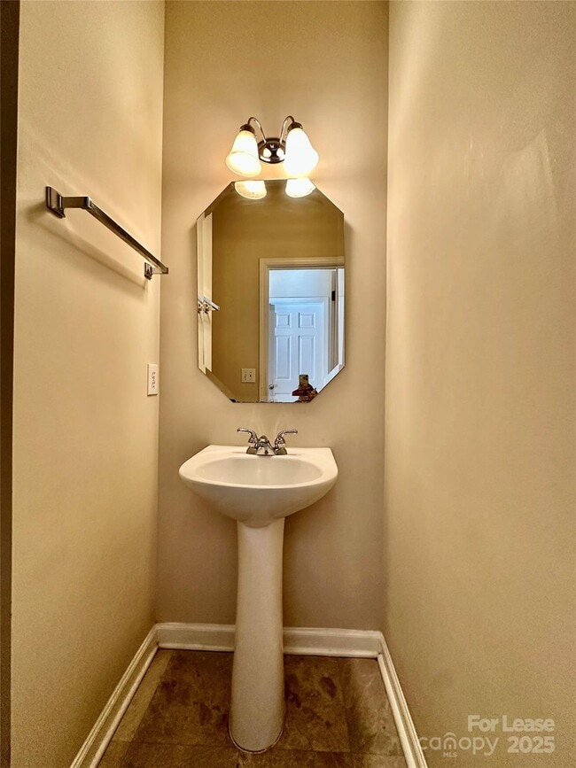 Building Photo - 14119 Eldon Dr