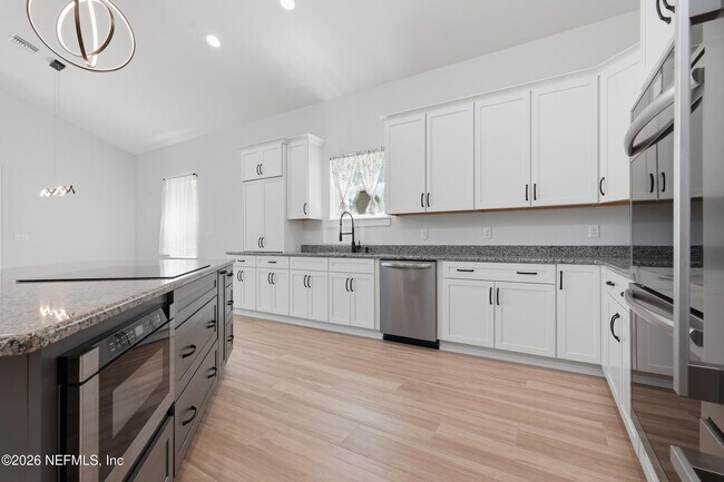 Building Photo - 22826 NE 69th Ave